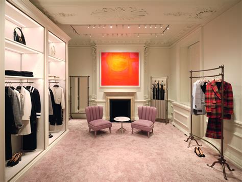 gucci old bond street|gucci art gallery.